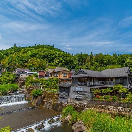 Takaosou Hotel Юфу Екстериор снимка