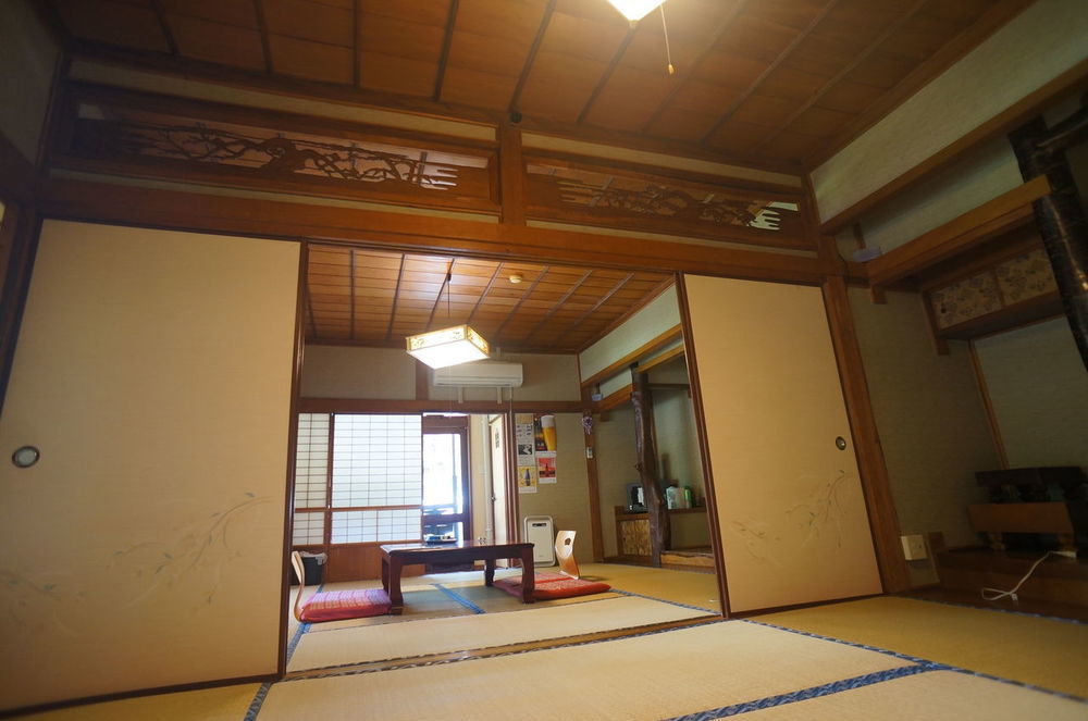 Takaosou Hotel Юфу Екстериор снимка